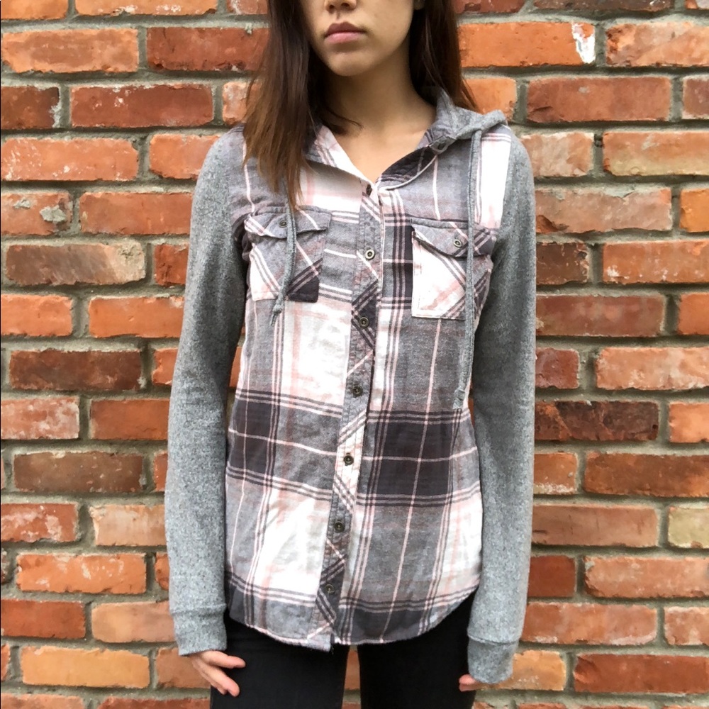 🌵Polly & Esther Mixed Media Top with Hood